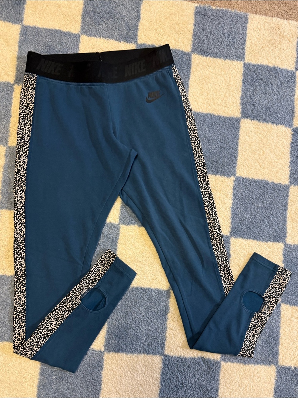 Nike Teal Leggings with Black Waistband & Patterned Side Stripes